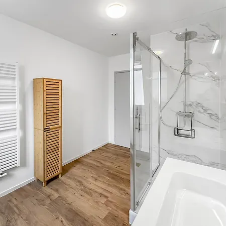 Spacieuse Maison, 4 Chambres, Wi-fi Et Parking Dom wakacyjny *