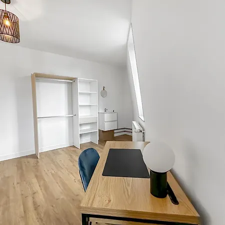 Dom wakacyjny Spacieuse Maison, 4 Chambres, Wi-fi Et Parking